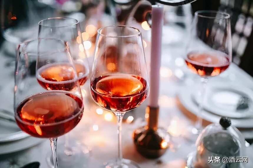众口难调，婚礼上的葡萄酒到底该怎么选？