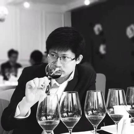 第八届宁波保税区国际葡萄酒挑战赛暨中东欧国家葡萄酒评选开启