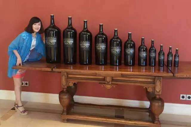 一个公司前台是如何成为中国最懂葡萄酒的女人之一的呢？