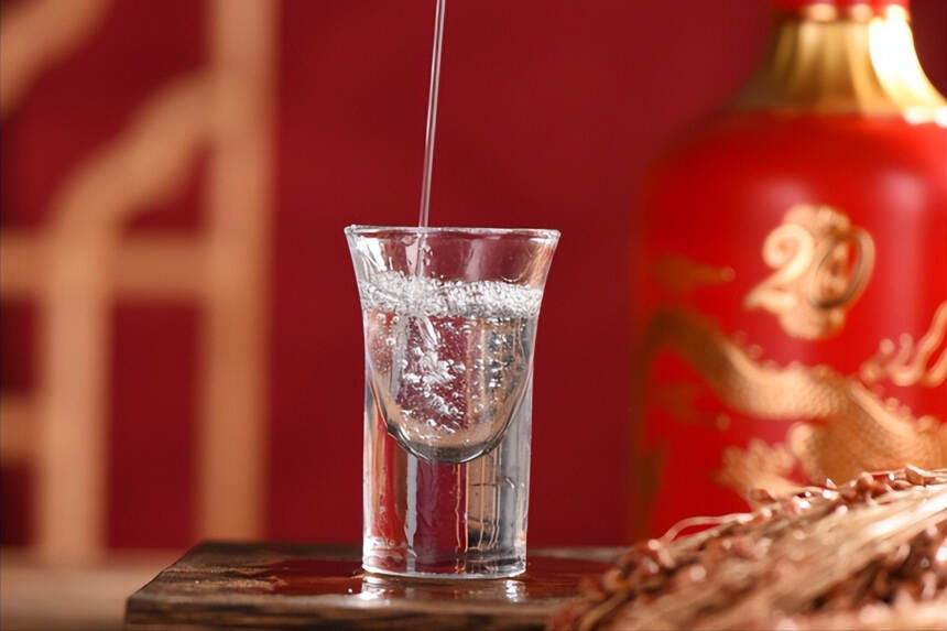 据说贵州人请客不喝茅台，独爱这3款“平价酒”，全100%极品佳酿