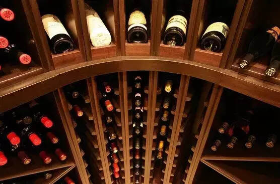 葡萄酒一定要水平存放吗？