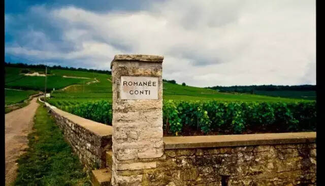 为什么波尔多酒庄喜欢以“城堡(Château)”命名？