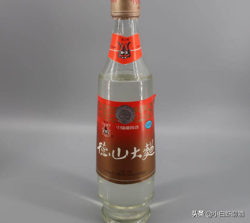 它是湖南人心中真正的名酒：名气没有酒鬼酒大，但销量超过武陵酒
