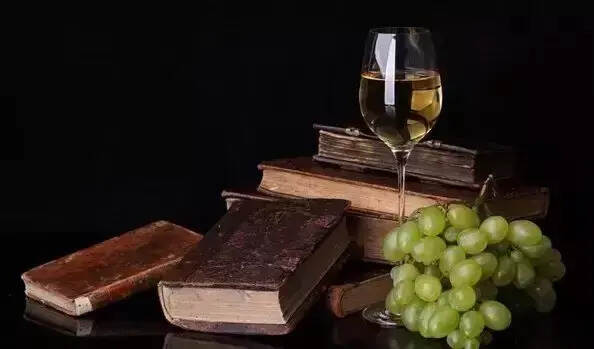 有关葡萄酒起源的古老传说