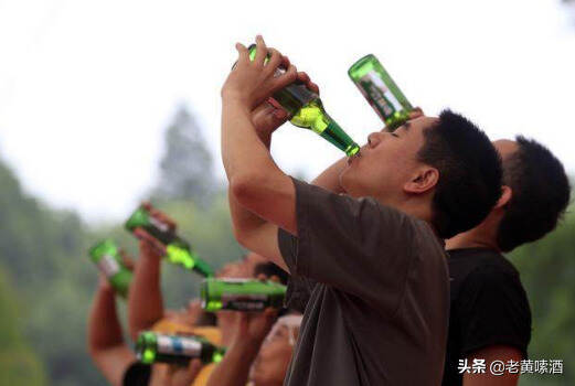 谁懂“男人心”？中国男人喝酒的三大意义，最后一点几乎都中了
