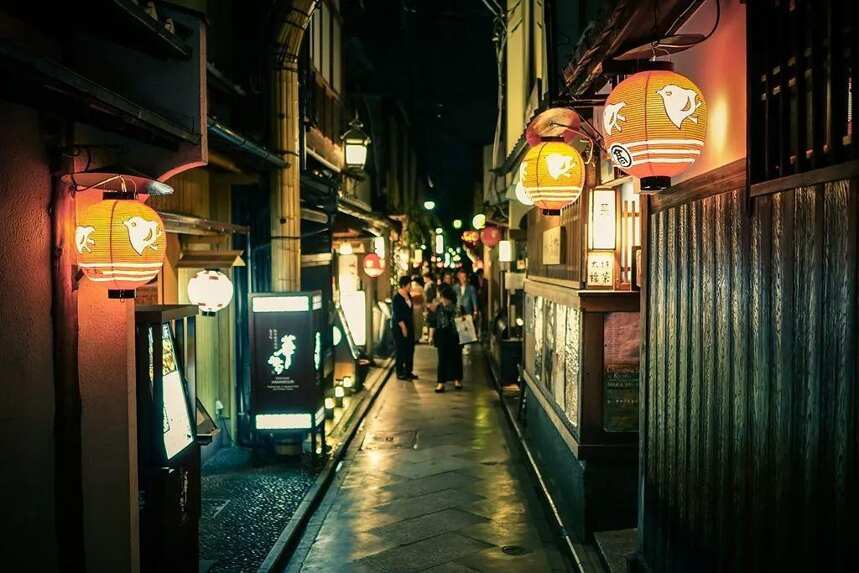 深扒热门动漫中的京都夜生活
