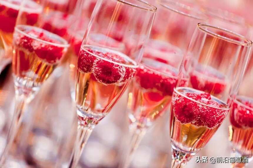 桃红葡萄酒中的贵族——粉红香槟葡萄酒，粉红香槟酒的贵族气质