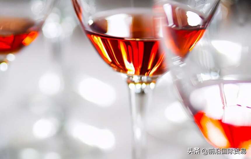 了解葡萄酒酿制方法成为品酒高手，葡萄酒的酿造技术详解！(一)