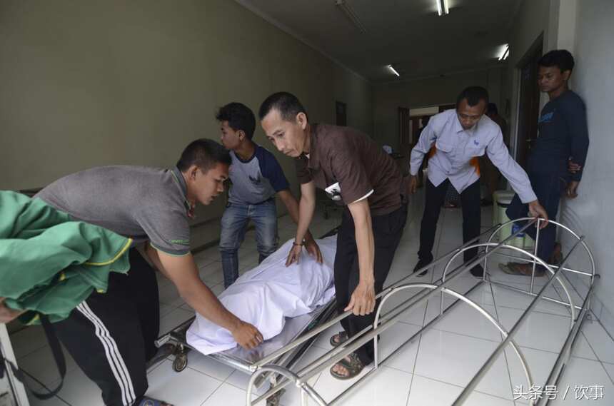 快讯:印尼私酿酒事件已致超90人死亡,酒中添加咳嗽药和驱蚊剂!