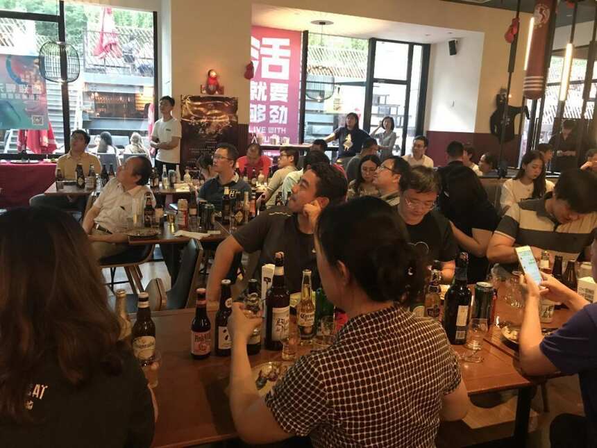 2019“好喝好玩·年轻无限——中国啤酒消费新场景”品鉴沙龙在京举办