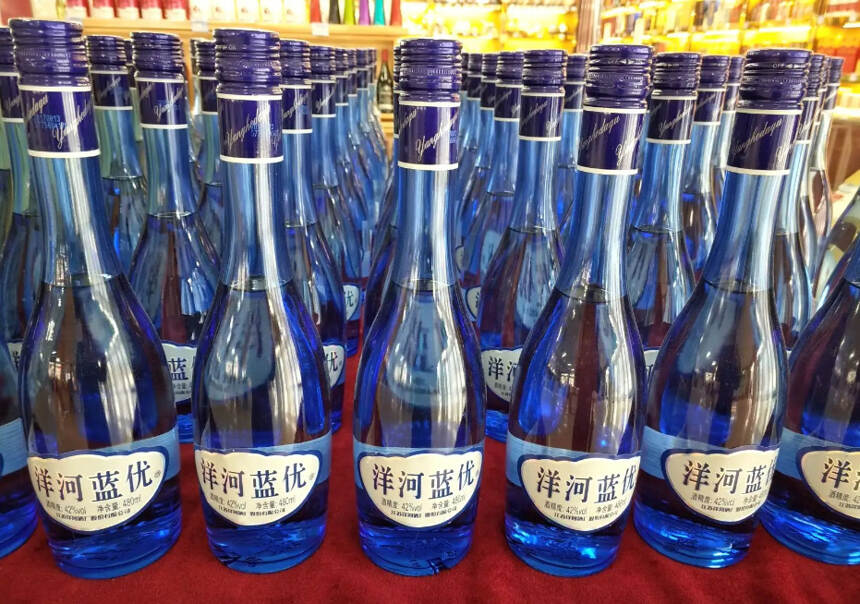 上海某60后酒友“白酒清单”曝光，走红朋友圈，行家：我都爱喝