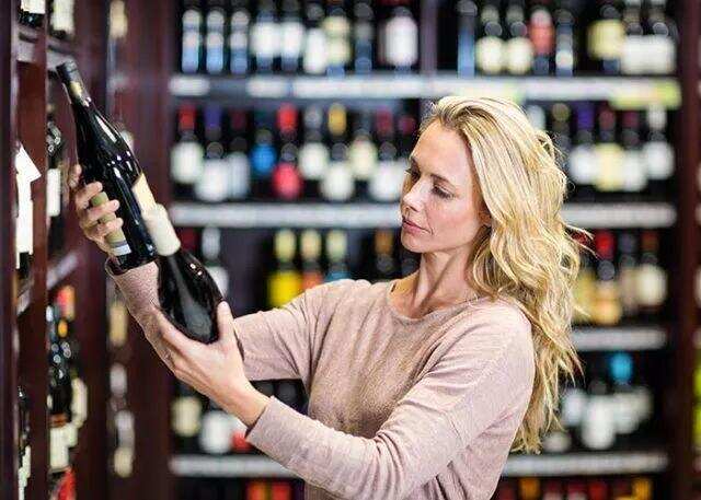 买葡萄酒时，很多人都会犯这些错误