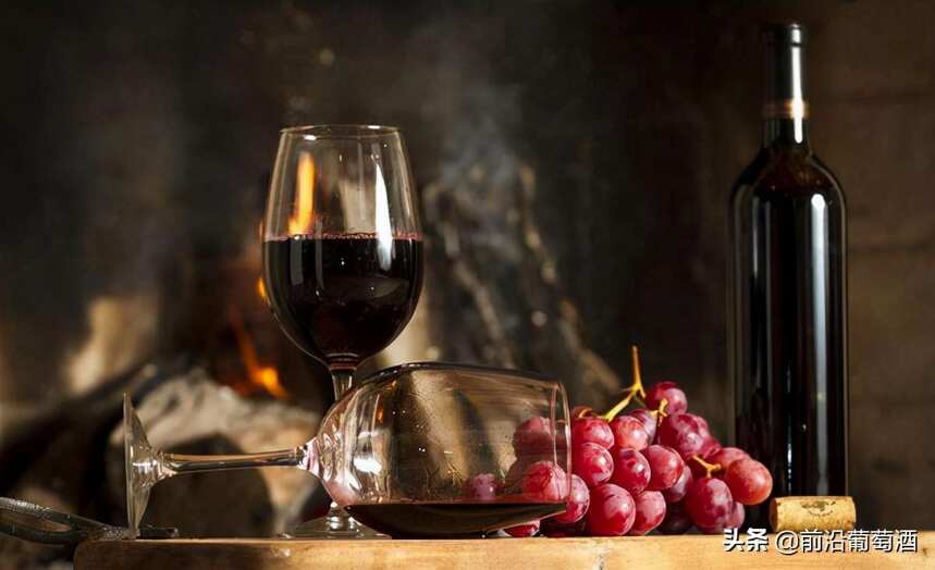 陈年葡萄酒的特点和配餐方法，陈年红葡萄酒适合搭配红肉及野味