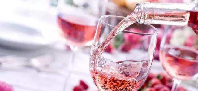有一种浪漫叫桃红香槟