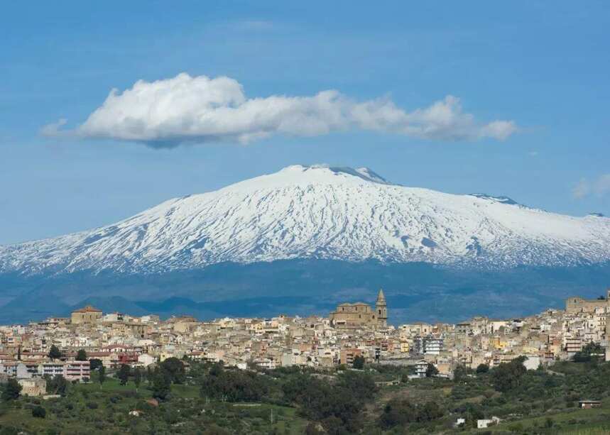 欧洲最大最活跃的火山又喷发了！西西里岛的葡萄园还能淡定吗？