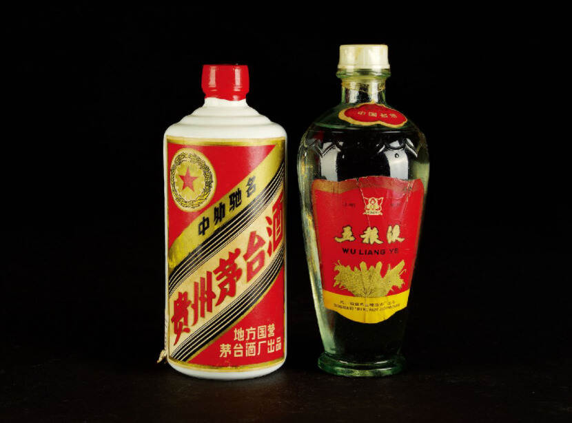 酒圈怪象：贵州人不喝茅台酒，四川人不喝五粮液，那他们喝什么酒