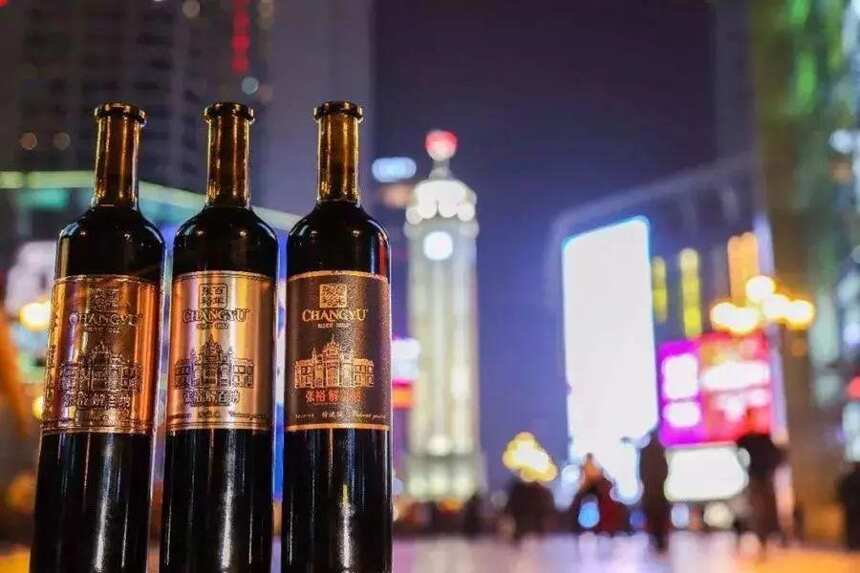 NEWS丨香奈儿购入旗下第五家酒庄、勃艮第葡萄酒的价格趋势成谜…
