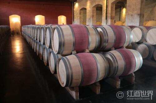 关于葡萄酒酿造中的人工干预，你知道多少？