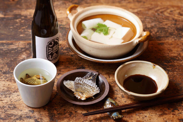 日本酒知识：河豚鳍泡酒，不腥吗？其实是让清酒更美味的特色喝法