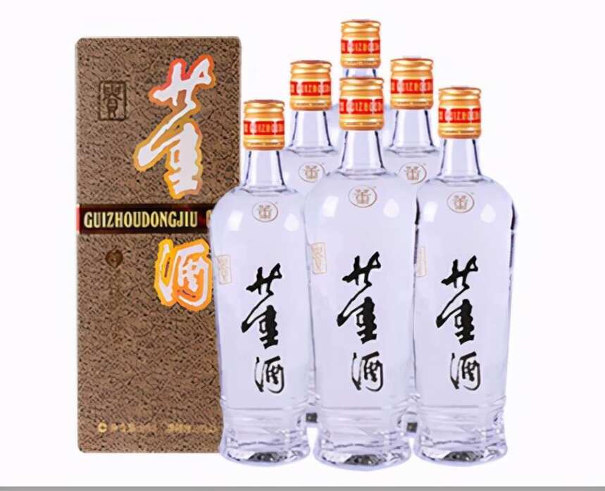贵州有种放有130种草本入曲的酒，常被误认是药酒，却是极品白酒