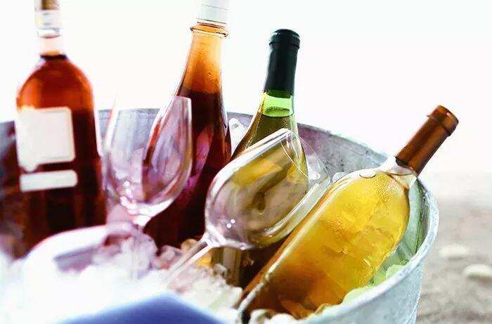 一杯冰葡萄酒，拯救你的夏日味蕾