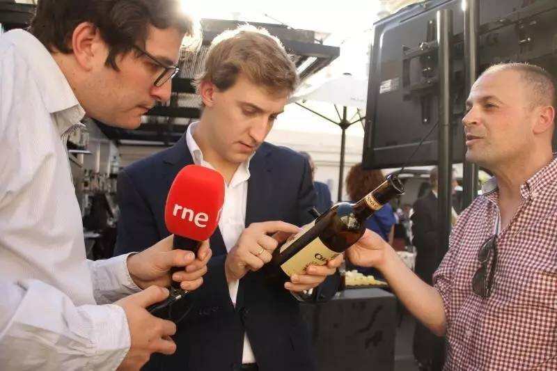 “世界蛇龙珠日”西班牙受追捧 欧洲酒友为张裕解百纳点赞