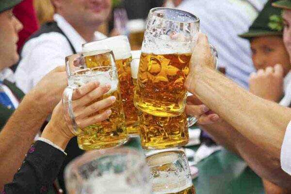如何像德国人一样严谨地喝啤酒