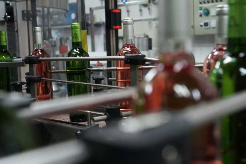 欧洲酒瓶价格上调10%-15%，其他物料涨幅还在确认
