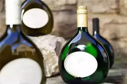 为什么不同种类的葡萄酒，使用不同外形的酒瓶？最全的瓶知识解读