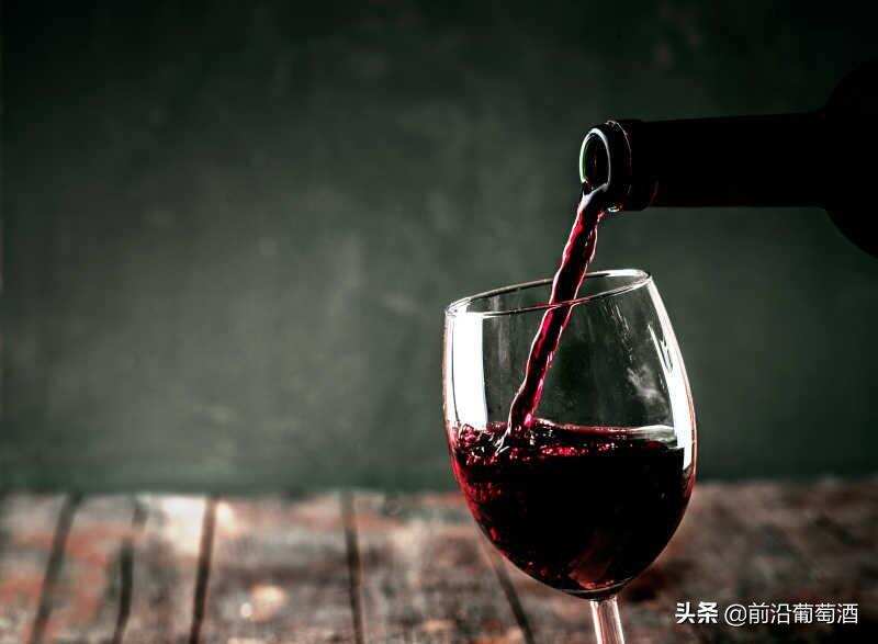 单宁在葡萄酒中起什么作用？葡萄酒中的多酚是有益健康的关键成分
