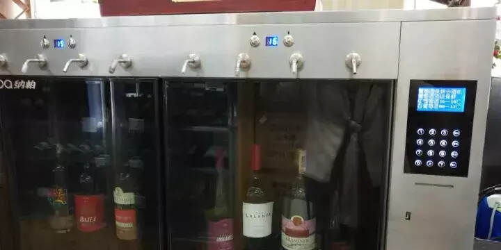 如何用好沦为门店“鸡肋”的葡萄酒分杯机？