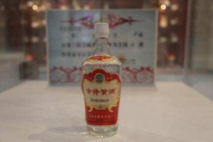 古井贡酒第六代全面上市 将成老名酒市场头部竞争产品
