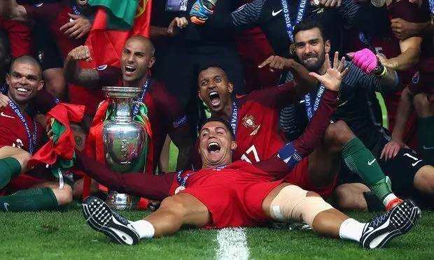 葡萄牙夺冠，是不是应该喝一杯威士忌庆祝下？