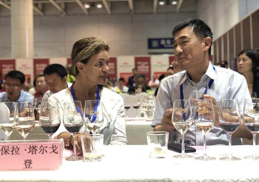 蓬莱产区葡萄酒在第十二届烟台国际葡萄酒博览会上大放异彩
