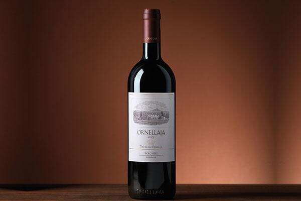 一瓶奥纳亚葡萄酒曾拍出 12 万美元的天价