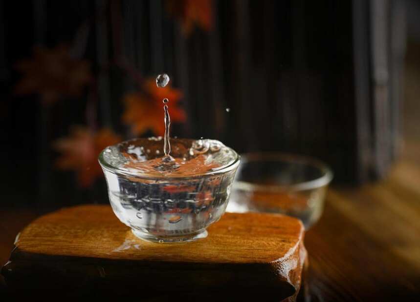 四川不仅火锅好吃，白酒更是众多，5款酒桌上常见的好酒，真香