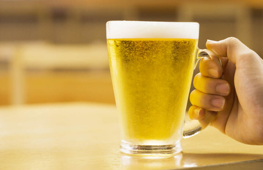 为何有的人喝白酒很厉害，却从不喝啤酒？是啤酒太廉价吗？