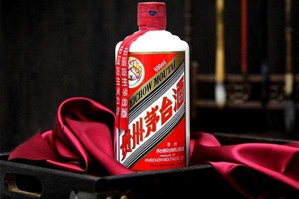 四川盛产名酒占据半壁江山，贵州除了茅台还有哪些出名的白酒？