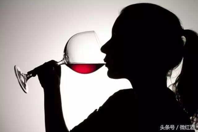 葡萄酒品鉴常说的余味到底是什么呢？