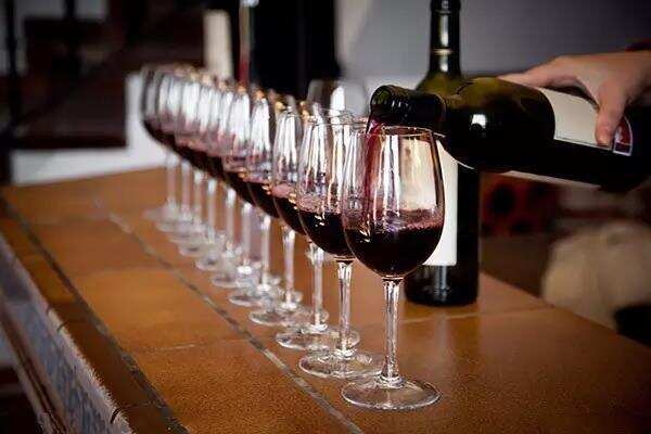 葡萄酒这么多，如何排列品尝顺序？