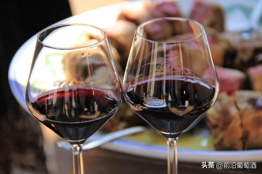 味觉和嗅觉的特异性对葡萄酒品鉴的影响，为什么专家评价都差不多