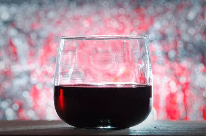 同样是葡萄酒，是什么原因导致了酒精度的差异呢？