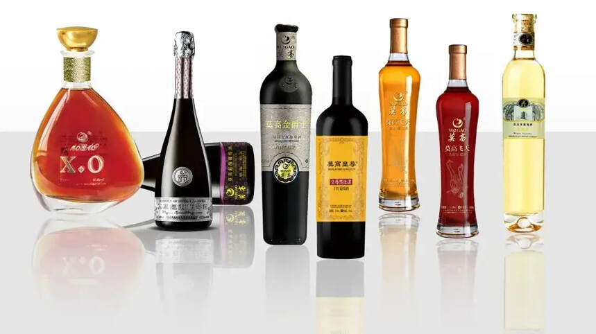 莫高葡萄酒品牌价值207.06亿元 蝉联全国三甲 ｜莫高黑比诺品牌价值162.26亿元 蝉联“全球十大葡萄酒品牌”