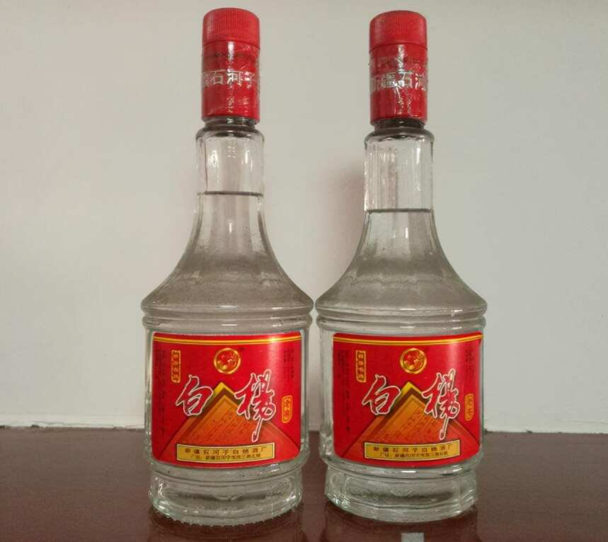 4款来头不小的新疆本土好酒，当地酒友都爱喝，可惜知道的人不多