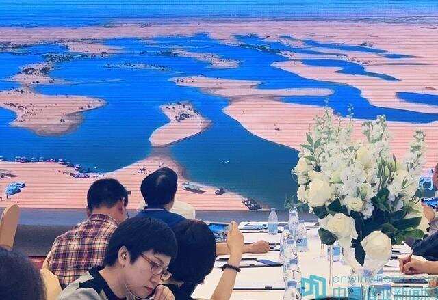 中国乌海一带一路世界沙漠葡萄酒节新闻发布会在京举行
