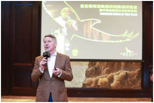 纷赋酒庄首席酿酒师克里斯·哈切尔携屡获国际大奖的匠心之作亲赴中国