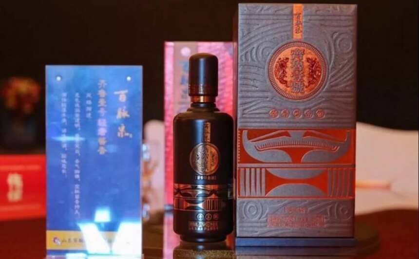 “齐鲁壹号名人堂”启动仪式暨酱香新品发布，百脉泉酒业用文化创引消费者价值