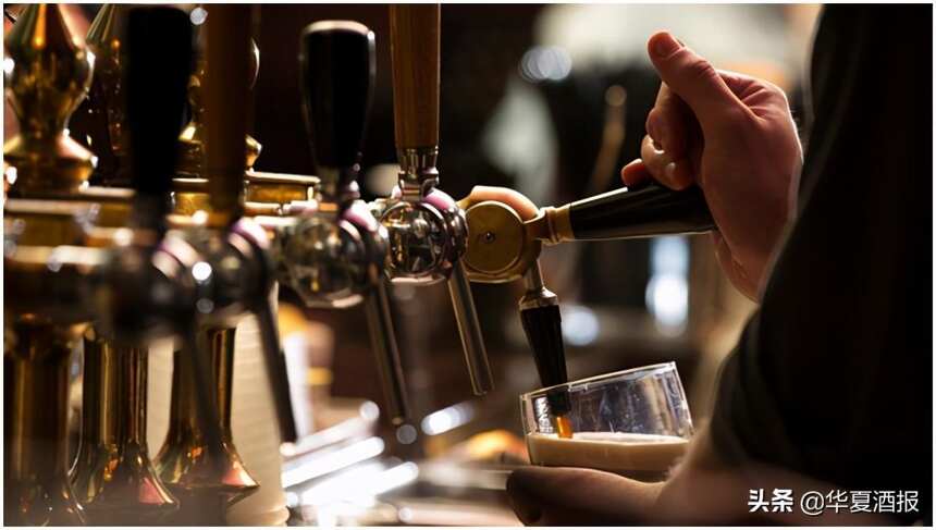 疫情封锁致英国啤酒销售损失82亿英镑