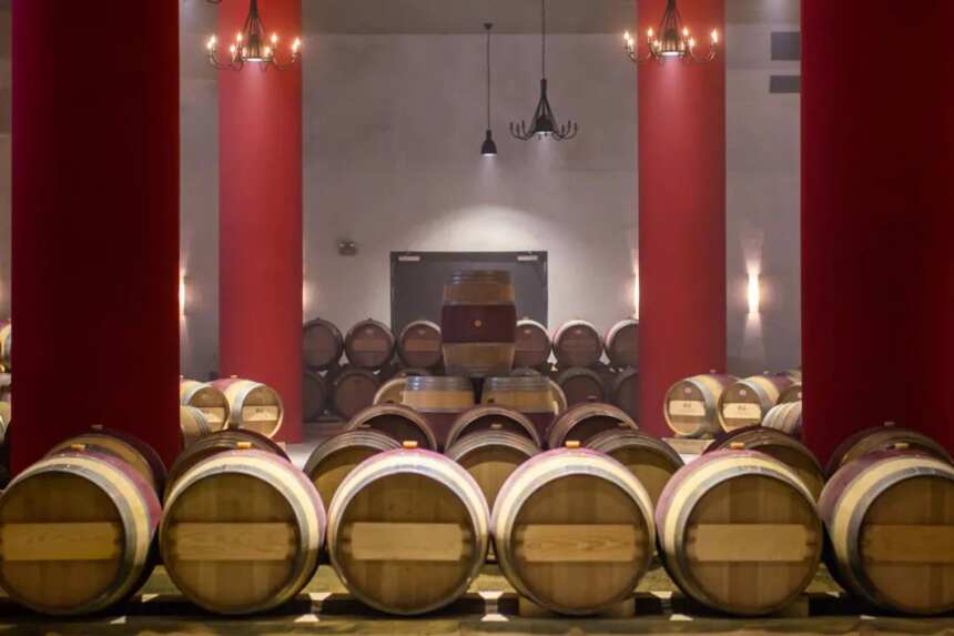 瓏岱酒庄亮出“大酒”，揭示了中国葡萄酒的标杆年份？