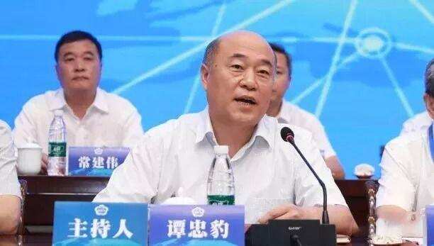 首开中国酒企技术大会，李秋喜揭秘汾酒的“第二条腿”